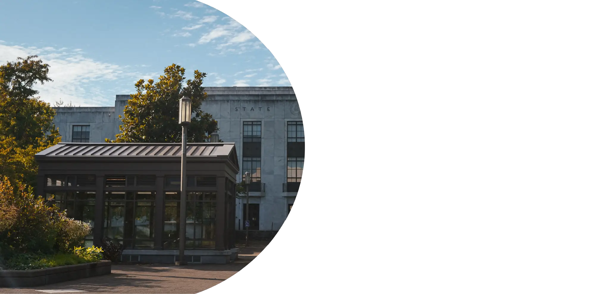 Semi Oval Photo of Salem Oregon's State Library